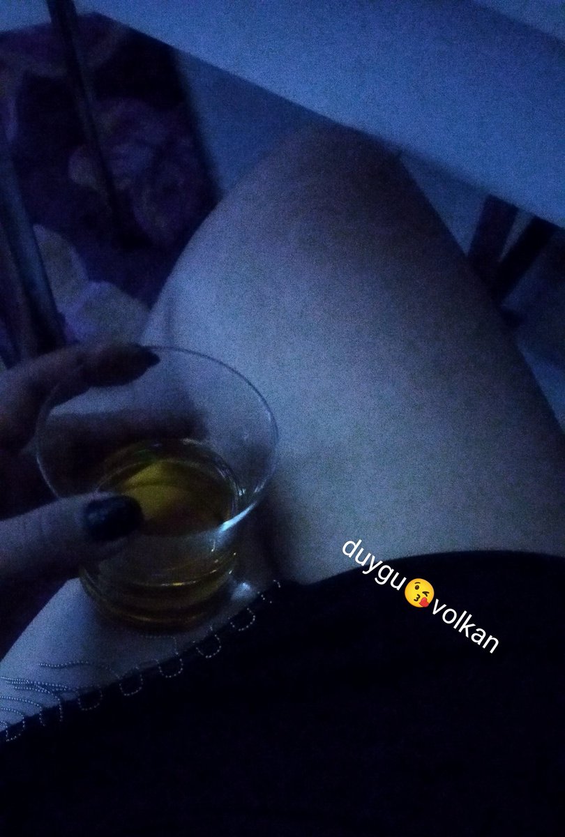 Öyle bi seviselim ki komşular bile sigara yaksın 😜