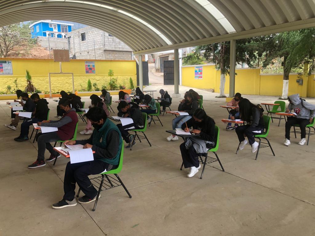 TbcZona18's tweet photo. Aplicación de exámen del Concurso de Asignación a la Educación Media Superior de los 103 municipios 2022
@SeducEdoMex
@geramonro05
@SEMSedomex 
@israeljeronimol 
@DGEMSedomex 
@TBC_EdoMex 
@VeronicaRB04 
@subtolucatbc https://t.co/P3Y3PfFyx0