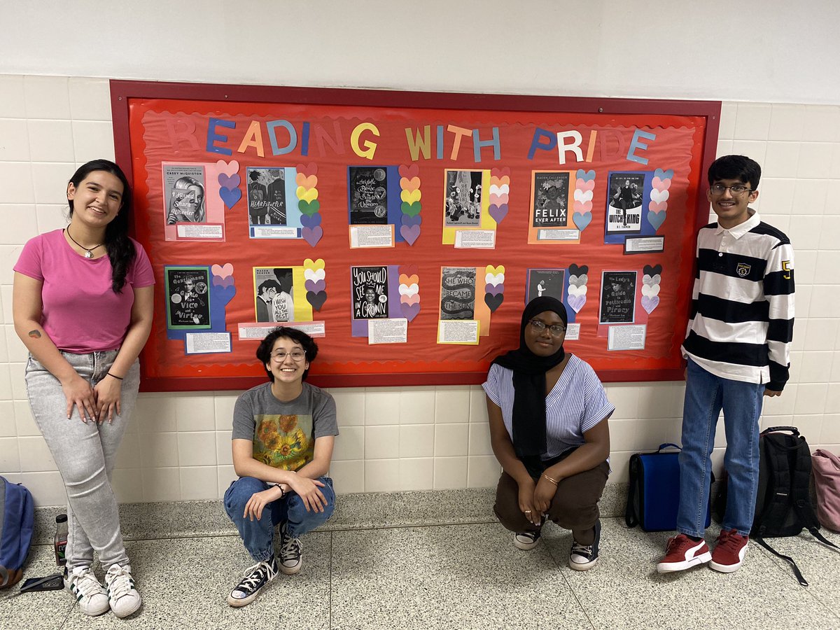 Excellent job putting together this informational bulletin board by the International Culture Club! Bravo!!#PrideMonth @WHSBarronPride @WHS_DEI #readingwithpride