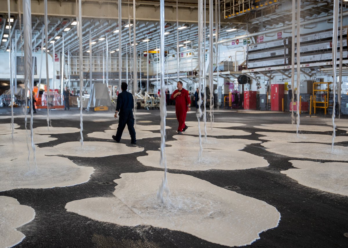 USS Bataan tweet media