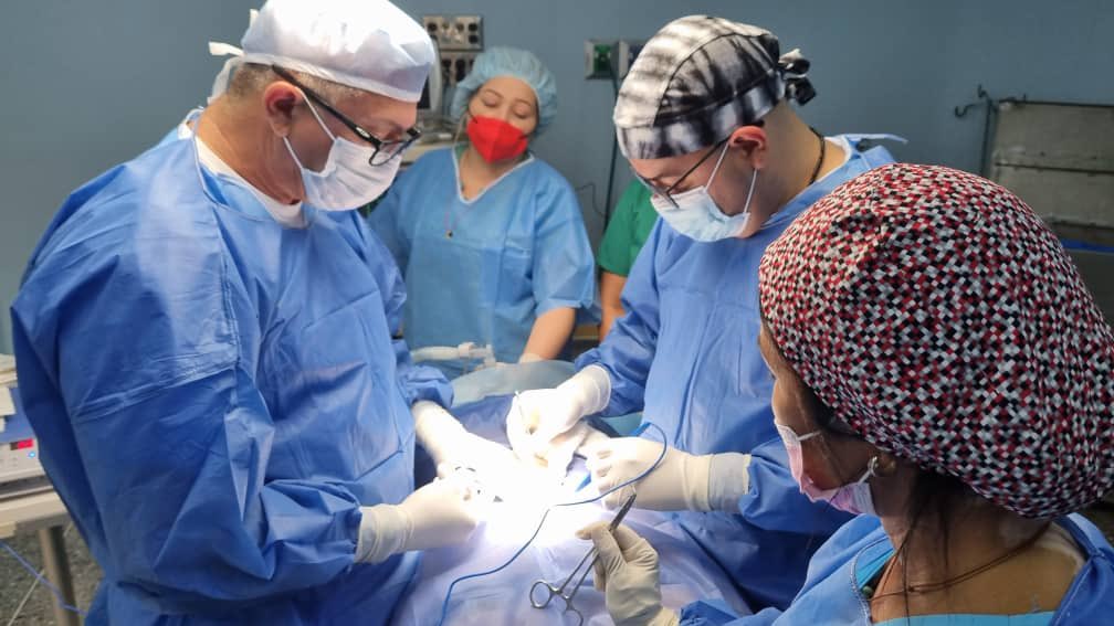 Continúa avanzando el plan quirúrgico nacional con la realización de 100 esterilizaciones en el Hospital  Raúl Pascuala, en el estado #Portuguesa #JuntosPorCadaLatido ❤️<a href="/NicolasMaduro/">Nicolás Maduro</a> <a href="/ConCiliaFlores/">Cilia Flores</a>