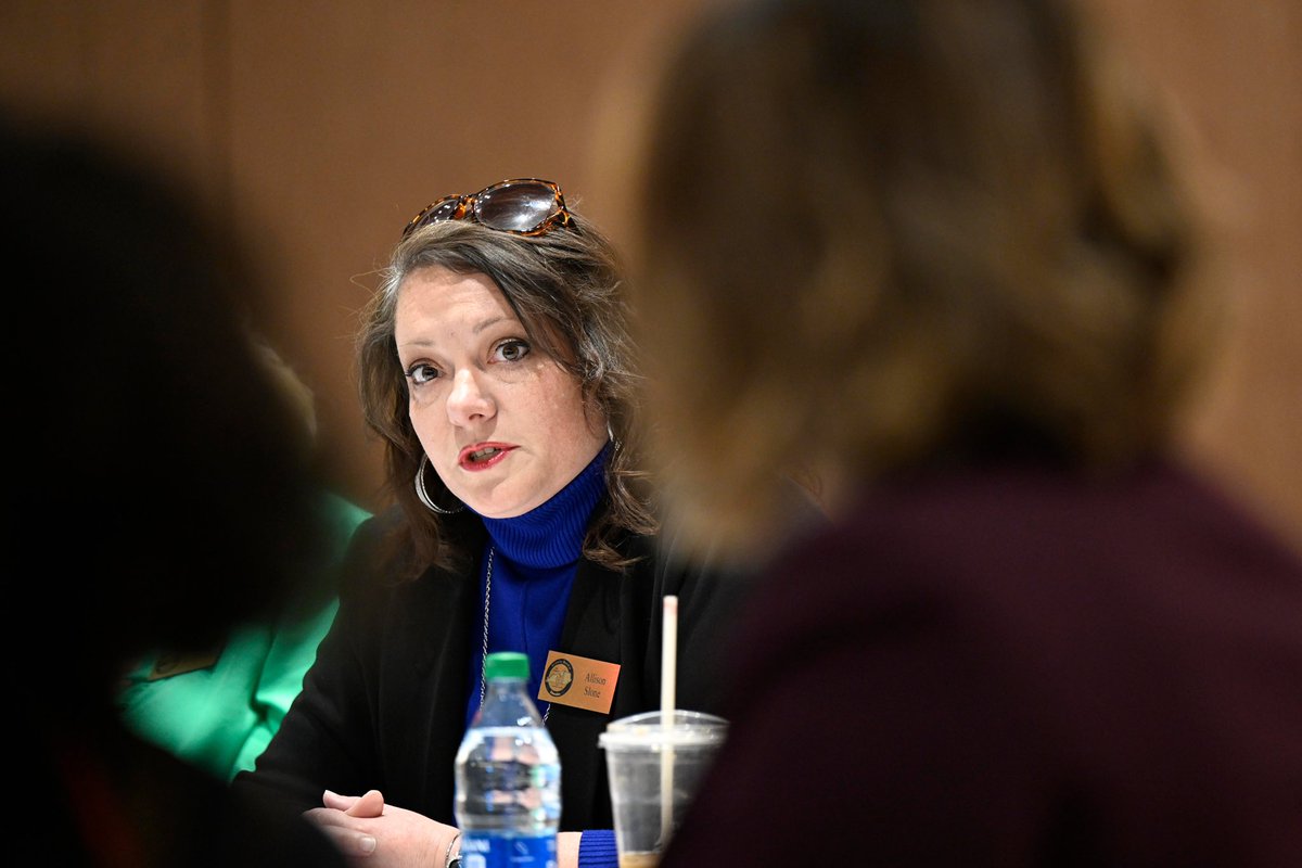 KyDeptofEd's tweet image. At the June 8 Kentucky Board of Education meeting, the first ever nonvoting teacher member @joallison_slone said her farewells and expressed gratitude to the board. 

Read her full remarks on Kentucky Teacher👇

📝: bit.ly/AllisonSloneFa…
#KyEd