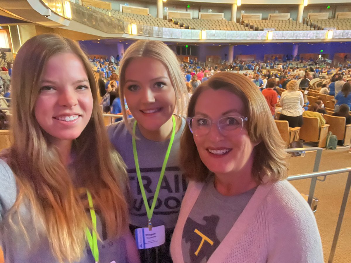 MrsHartmann3rd's tweet image. So much learning this week at the @SolutionTree PLC Conference! Team 3 can’t wait to work together next year to meet the needs of all our new third graders. @trailwoodsmsd #SMSDPLCInstitute #atPLC