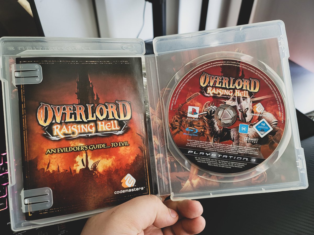 ZoltonMD's tweet image. Никогда не играл, но по видосам концепция показалась интересной. К тому же очень приятное издание с доп контентом.
#videogames #videogamecollection #NewInCollection