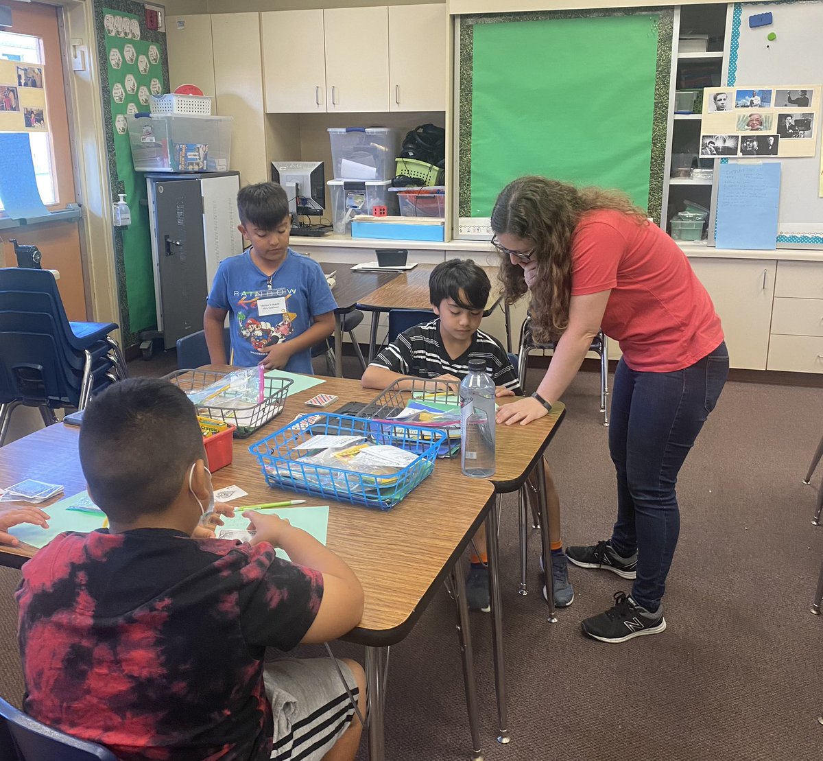 ❤️ <a href="/miss_godbout/">Miss Godbout</a> making math engaging at <a href="/LasLomasSchool/">Las Lomas</a> Summer BRIDGE! #lhcsd #carpefuturum <a href="/LHSchools/">La Habra Schools</a>