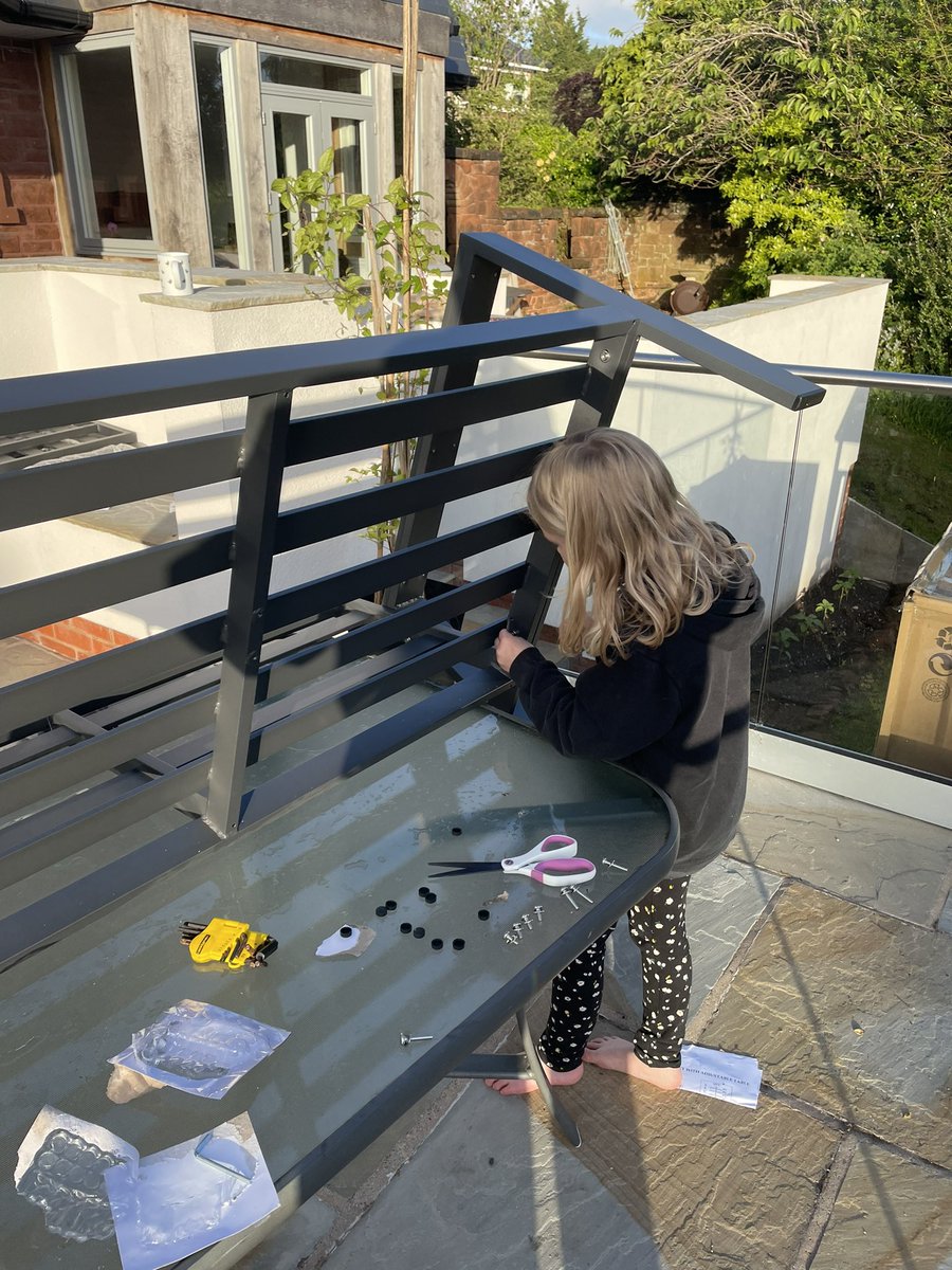 RobFiddaman's tweet image. After three boys, now grown up, who had no interest in helping Dad with DIY or playing Scalextric with him, my little pink one doesn’t let me down. ❤️😂