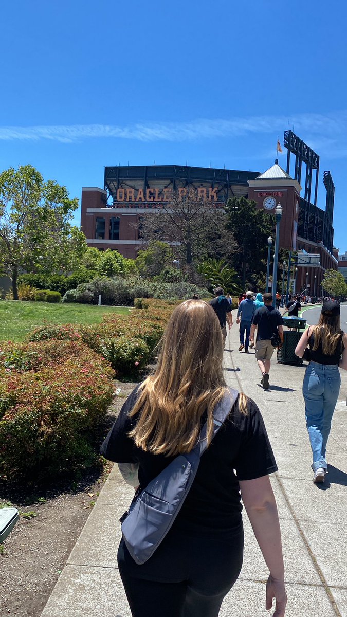 itsjusWIL's tweet photo. First day game of the season!!! #SFGiants https://t.co/gZA6o8zYfH