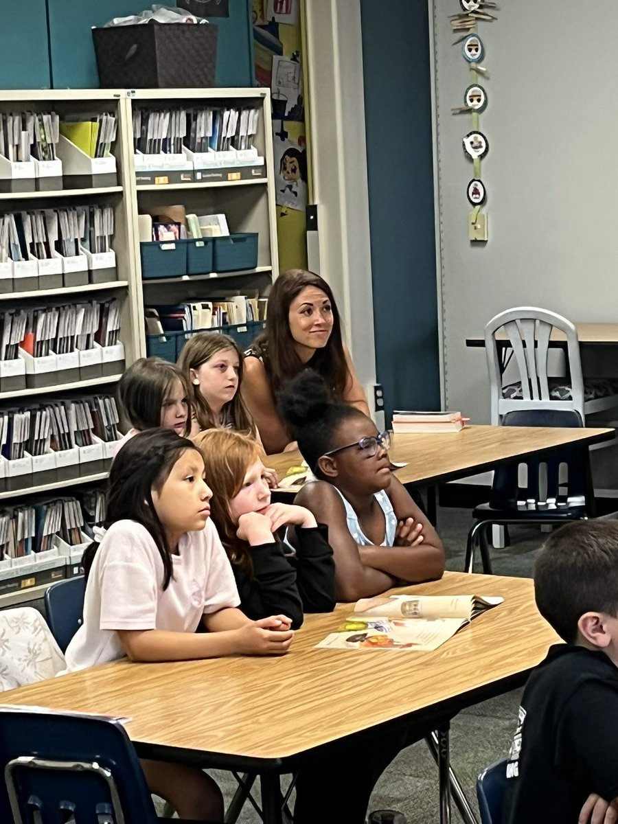 DeAnna Martin tweet media