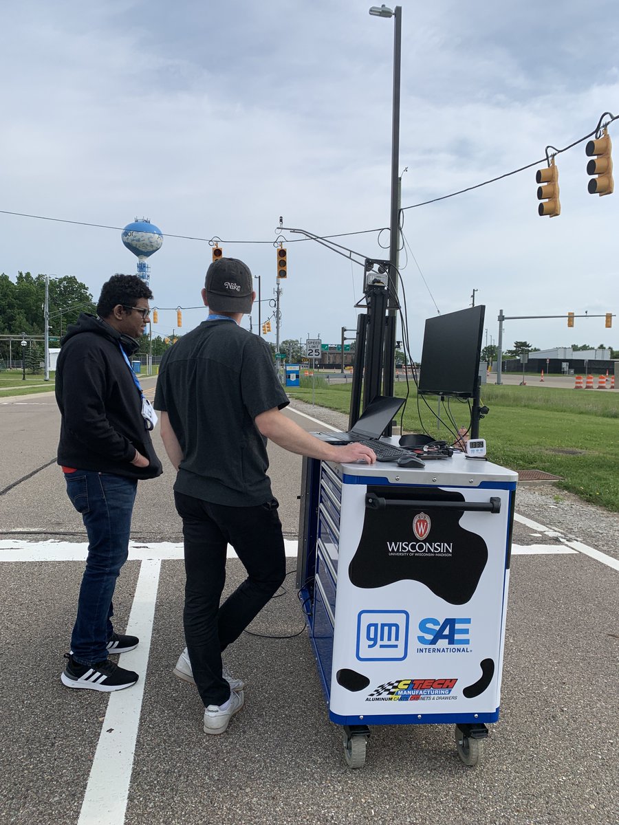IntrepidControl's tweet photo. @SAEIntl AutoDrive Challenge II by @GM in Ann Arbor, MI. All teams are working on #autonomous #perception cart using @IntrepidControl vehicle interface and data logger device. Teams are tasked with developing AV technology capable of navigating an urban driving course #AutoDrive2 https://t.co/Lq3lfCclBV