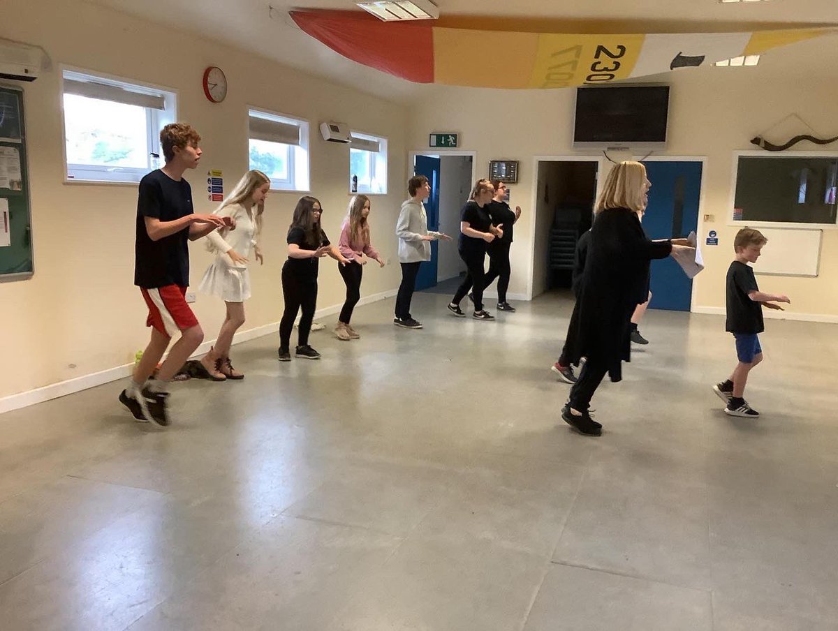 Stagezoneyouth's tweet photo. We had such fun rehearsing for our summer performance on July 9th!
These amazing young people are working so hard and I am so proud of them! #stagezone #july2022 #truro #summershow #proud #followus #dramaclub #wednesday @TruroHour @truro_voice #dance #friendship #followus https://t.co/PWTEMOb8s4
