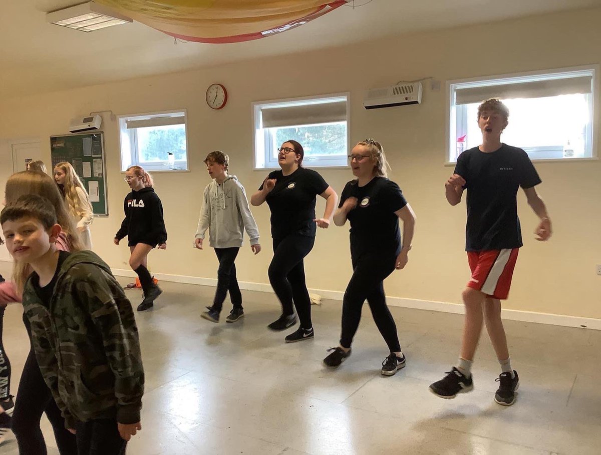 Stagezoneyouth's tweet photo. We had such fun rehearsing for our summer performance on July 9th!
These amazing young people are working so hard and I am so proud of them! #stagezone #july2022 #truro #summershow #proud #followus #dramaclub #wednesday @TruroHour @truro_voice #dance #friendship #followus https://t.co/PWTEMOb8s4