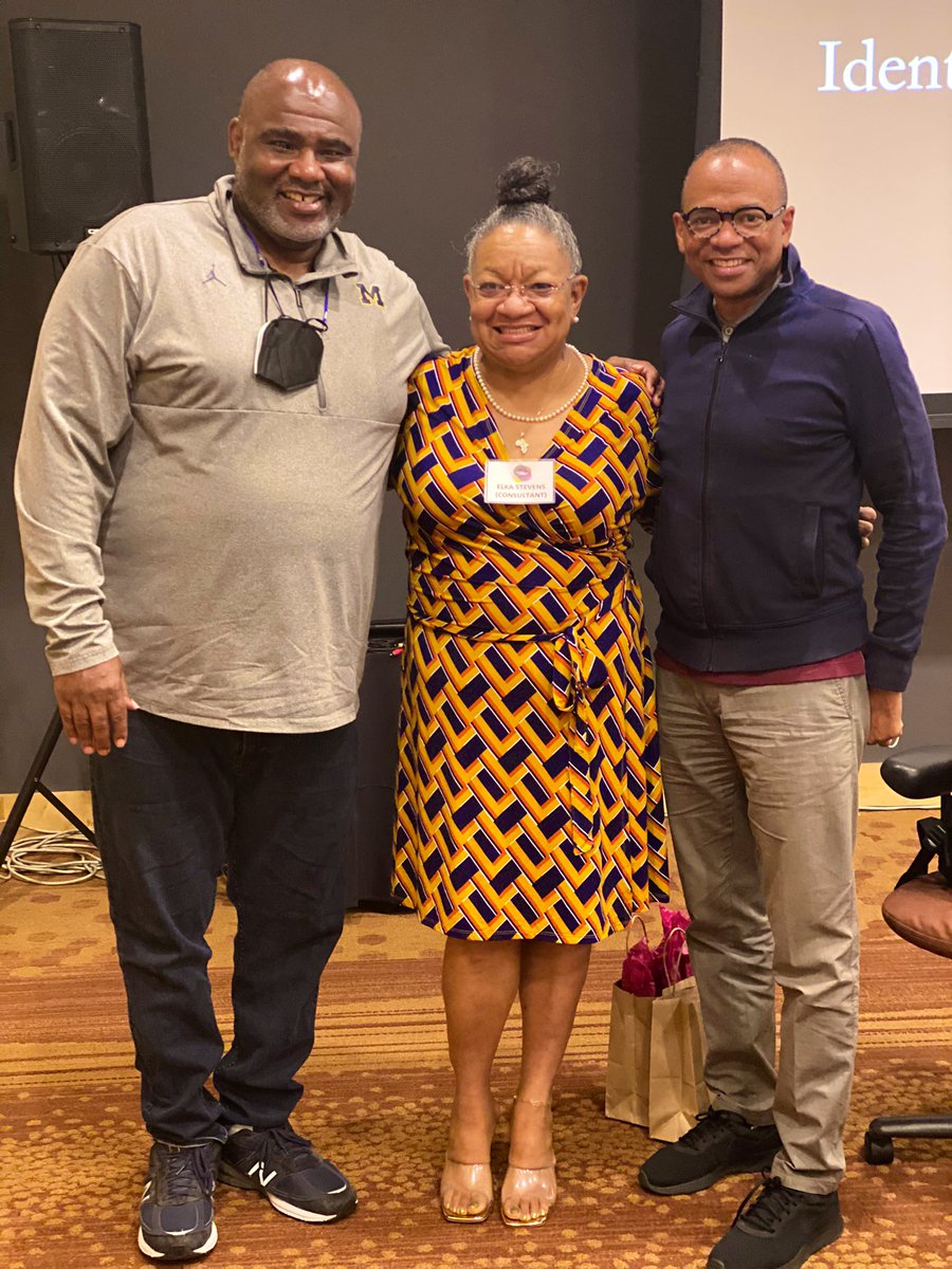 ShondraM9's tweet photo. I had the opportunity to share a few days with some stellar folks. Dr. Elka Stevens, Dr. James Earl Davis and Dr. Rob Sellers thank you for your insightful conversations. #MSUDRN 
@ElkaStevens @jearldavis @DrRobSellers https://t.co/fdYo1Abtmj