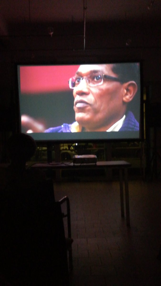 PaolaGigante62's tweet photo. Questa sera a #Terni torna la rassegna #Ilmondoinuncortile con #ASMARINA documentario, diretto da Medhin Paolos e #AlanMaglio alla proiezione, sulle comunità eritree ed etiopi presenti in Italia da almeno mezzo secolo: un'eredità postcoloniale fino ad oggi poco approfondita. https://t.co/4Oj7zXPPSx