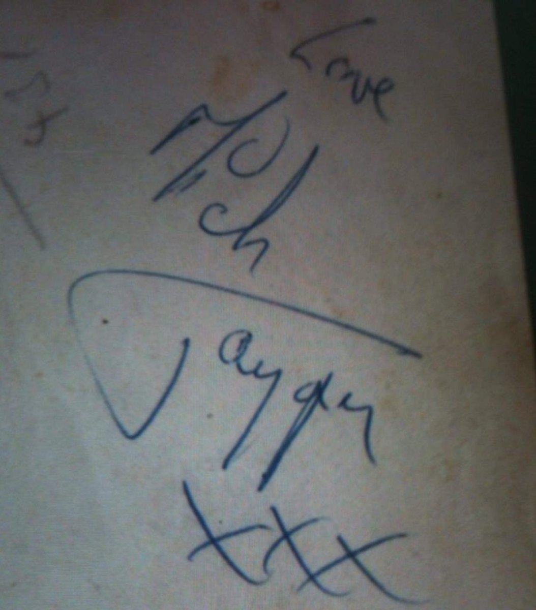 NickCook29's tweet photo. @angiesliverpool My mums pic with signed copy on back as well. https://t.co/rEnkBByWnC