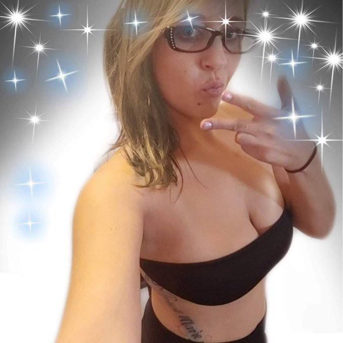 colo_hotties's tweet photo. #DenverGirls #ColoradoGirls 

@bang_brittney https://t.co/o744Eg8hdd