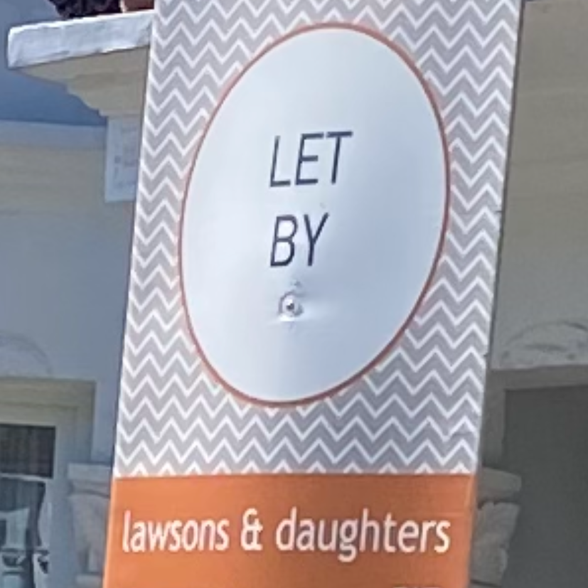 BevChilcott's tweet photo. I'm pretty sure that this is the first
'& daughters' sign I've ever seen and it made me so happy that I wanted to share.
Is it a thing?
Is it just me that has never noticed?
Have you seen any & daughters signs?
#confidencecreator
#howtofindlove
#datingover40 https://t.co/e1G72loWR6