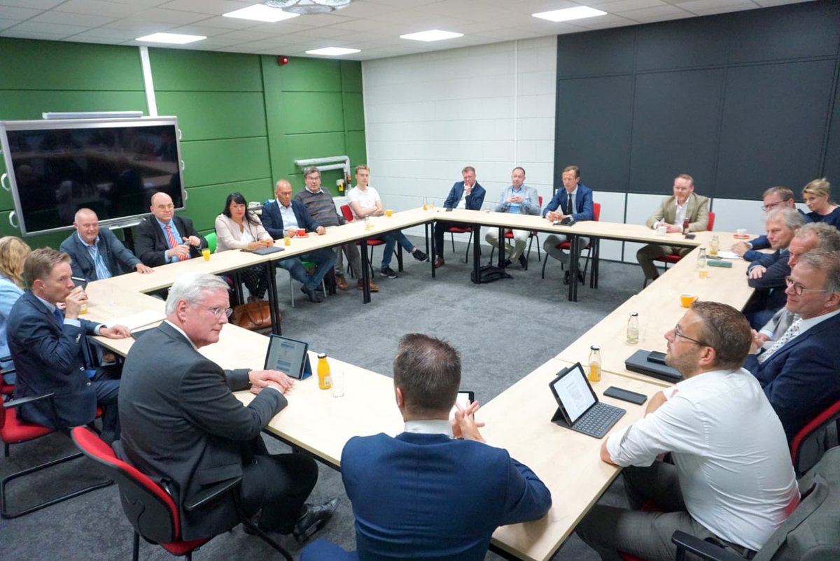 Andries Heidema tweet media