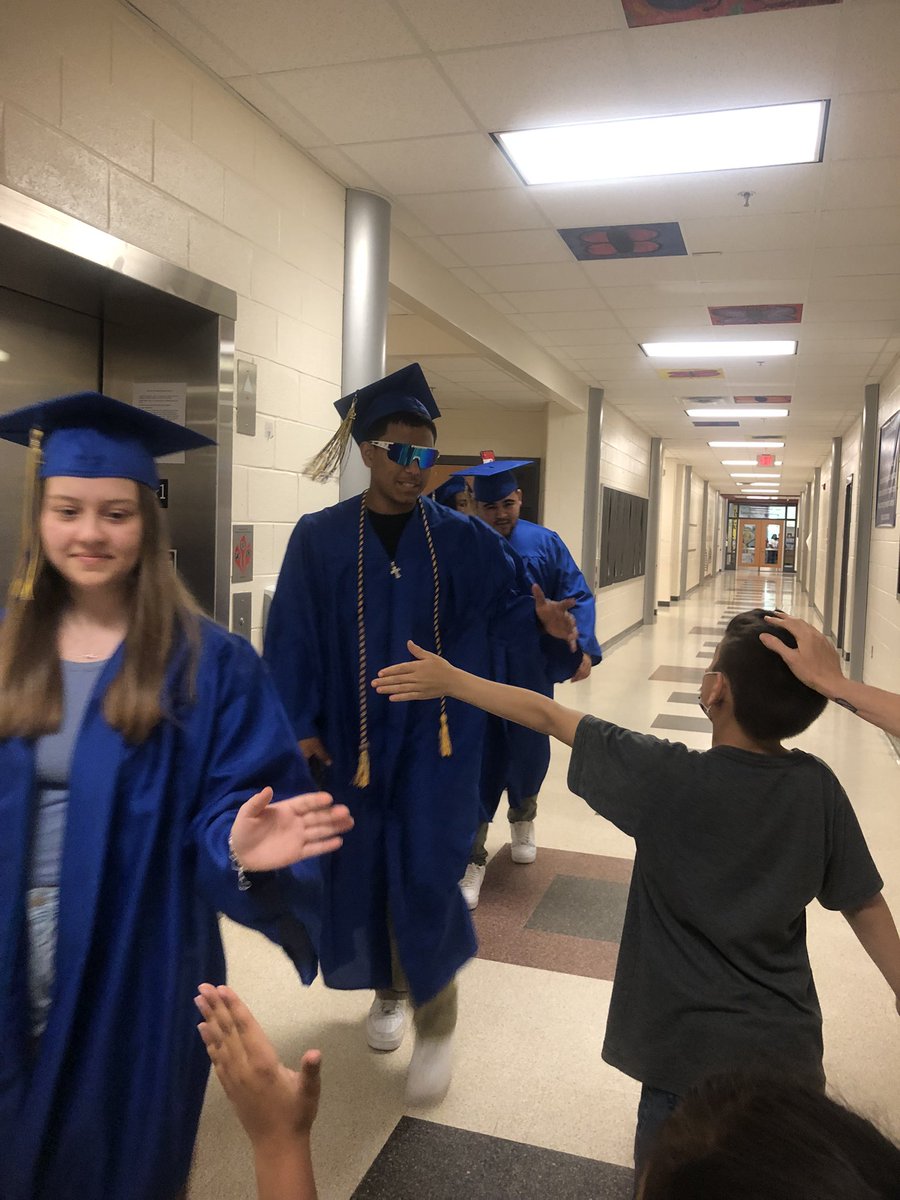 LynMarsilio's tweet image. Yorkshire Bulldog’s first “Walk of Honor” #PWCS2022 We are so proud!!