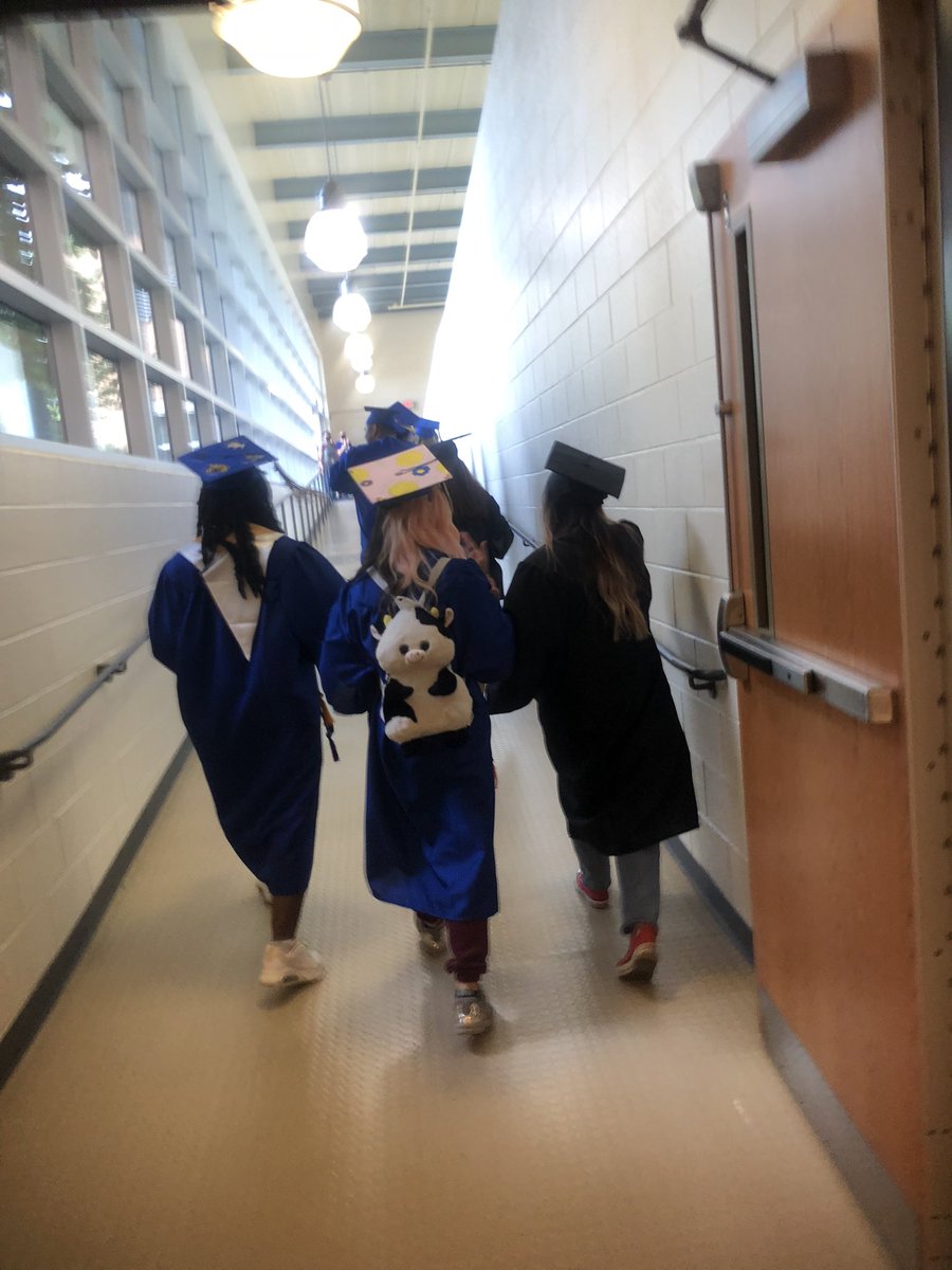 LynMarsilio's tweet image. Yorkshire Bulldog’s first “Walk of Honor” #PWCS2022 We are so proud!!