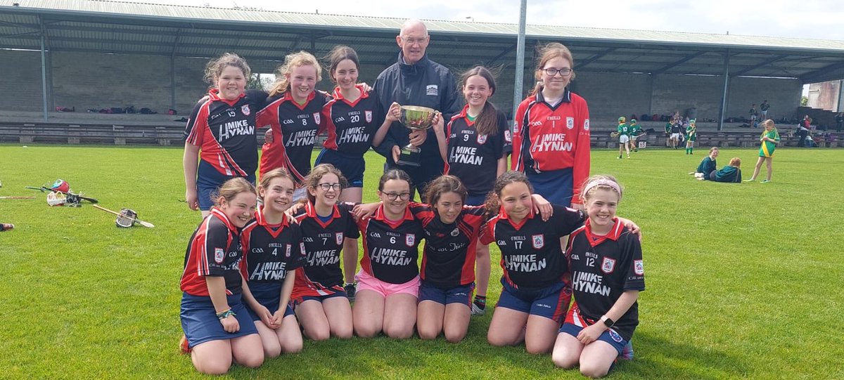 Green & White Publications tweet media