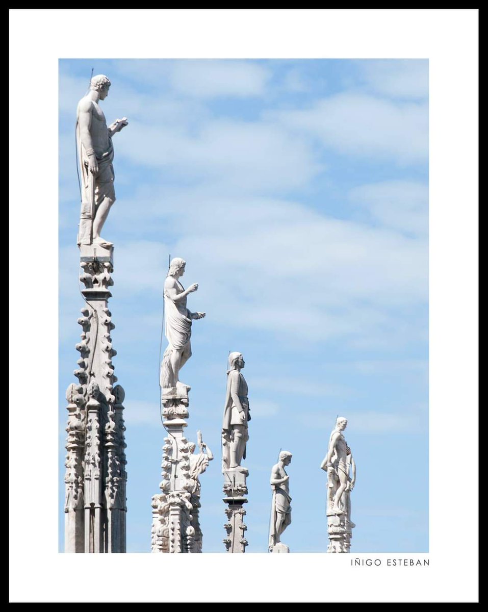 Almost Heaven.
#milano #duomo #photography #photographylovers #Italia #fotografía #art #sculpture #Milán #Renaissance #escultura #PhotographyRedefined #italy #lifethroughalens #whatyousee #photo #architecturephotography