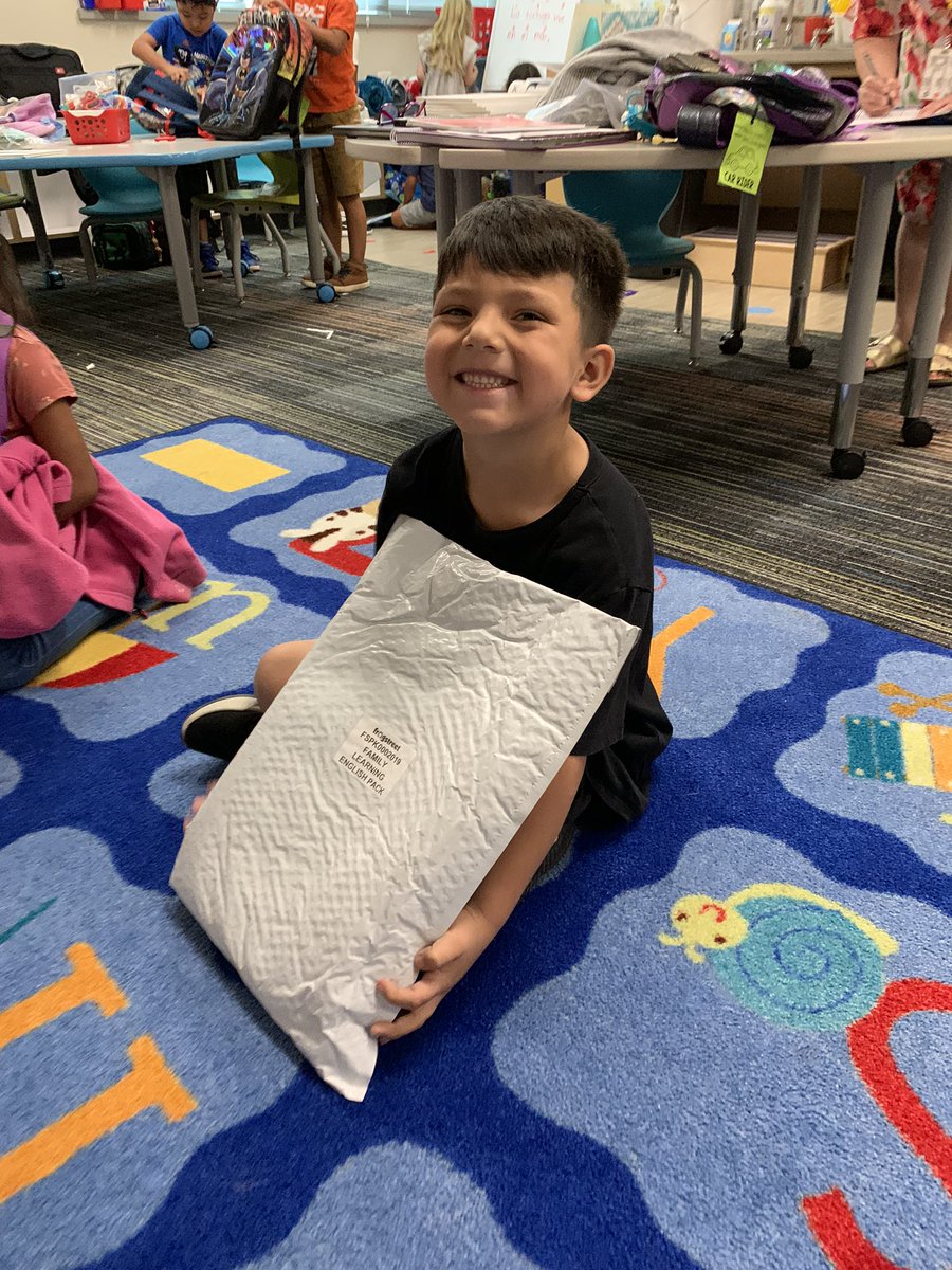 BacaWest's tweet photo. Passed out Frog Street backpacks to prekindergarten students for summer learning with their family. @FrogStreet @RitaC11900705 #BISDbacktobetter https://t.co/FpU15C7p6g