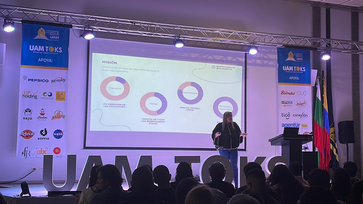 uammanizales's tweet photo. “Escuchar, hablar experimentar e innovar” así es como se logra generar una empresa con desarrollo sostenido.
#UAMTOKS presentación de Marisol Carantón, creadora de Up Holding https://t.co/JSIkyNdCh9