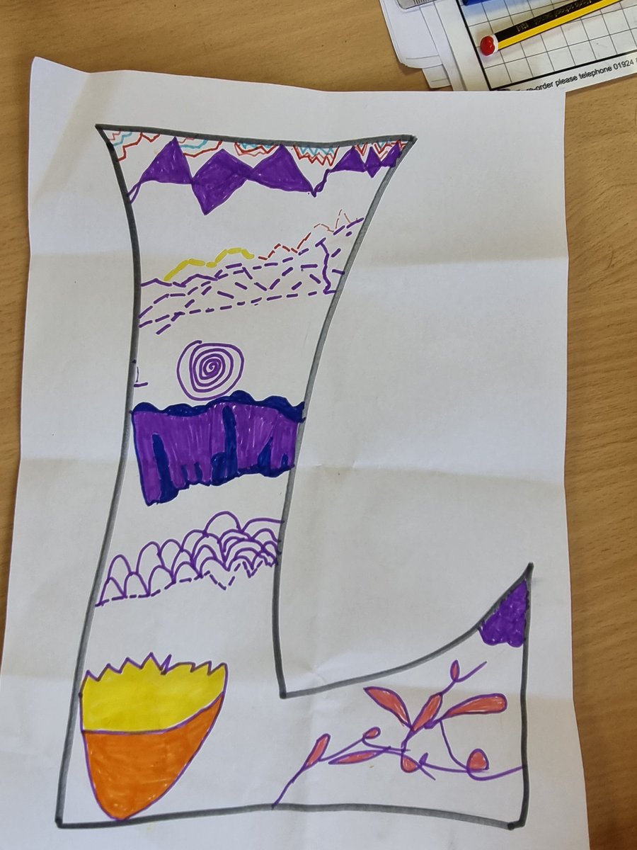 Y4sjb's tweet photo. Making illuminated letters in our workshop this morning! @HTStJosephs #StJosLivingCurriculum https://t.co/iCExpI3T9N