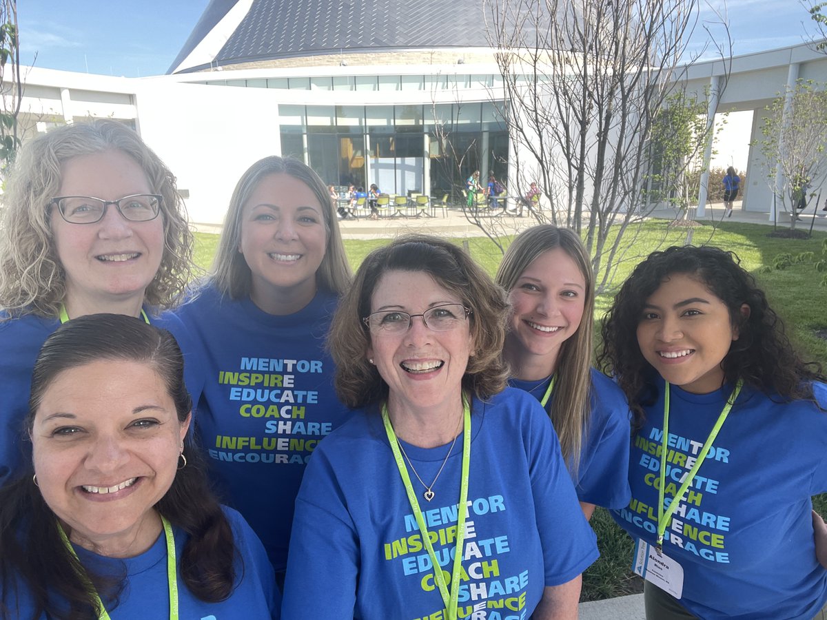 carol_stclair's tweet photo. @Crestview512 K-6 teachers are ready to move forward with our PLC's and doing what is BEST for ALL of our students! 
 Thank you @ SolutionTree for guiding us, leading us, and supporting us! https://t.co/ThTj8PSE1P