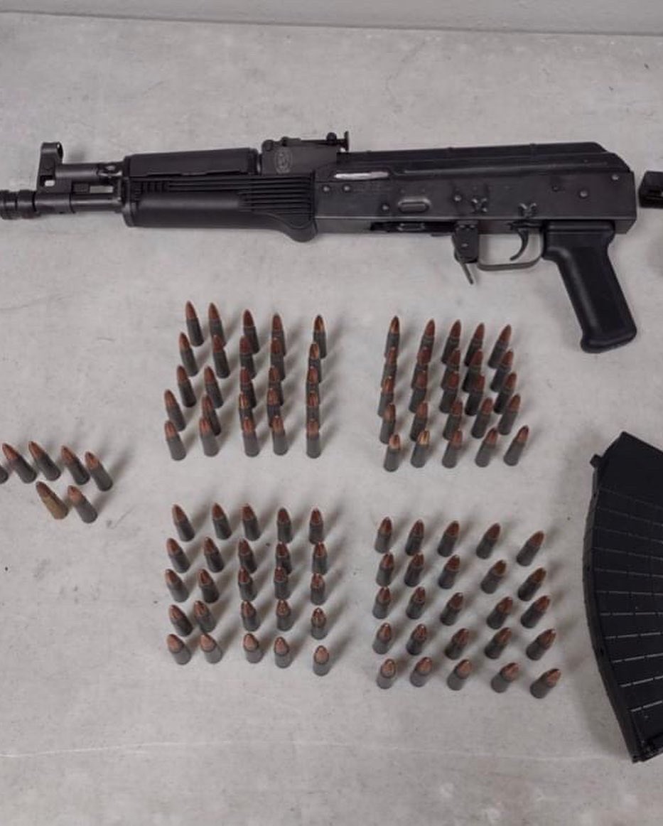 USBPChiefRMY's tweet photo. Great work! Last night, Ramey Sector #BorderPatrol agents detected a vessel with 3 smugglers entering the U.S. near Manati, PR. #USBP agents with support from our #OPSG partners, #AMO and #HSI were able to seize 353 KGS of Cocaine, weapons and a migrant smuggler from the DR. https://t.co/ic75oBgN9Q