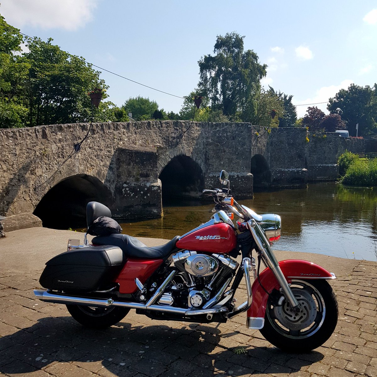 A wee impromptu run to <a href="/IrelandBikeFest/">Ireland BikeFest Killarney</a> Killarney over the Jubilee weekend #belfasthour 
Some craic, some crowds, some great bands and catching up with a lot of friends 😎😎