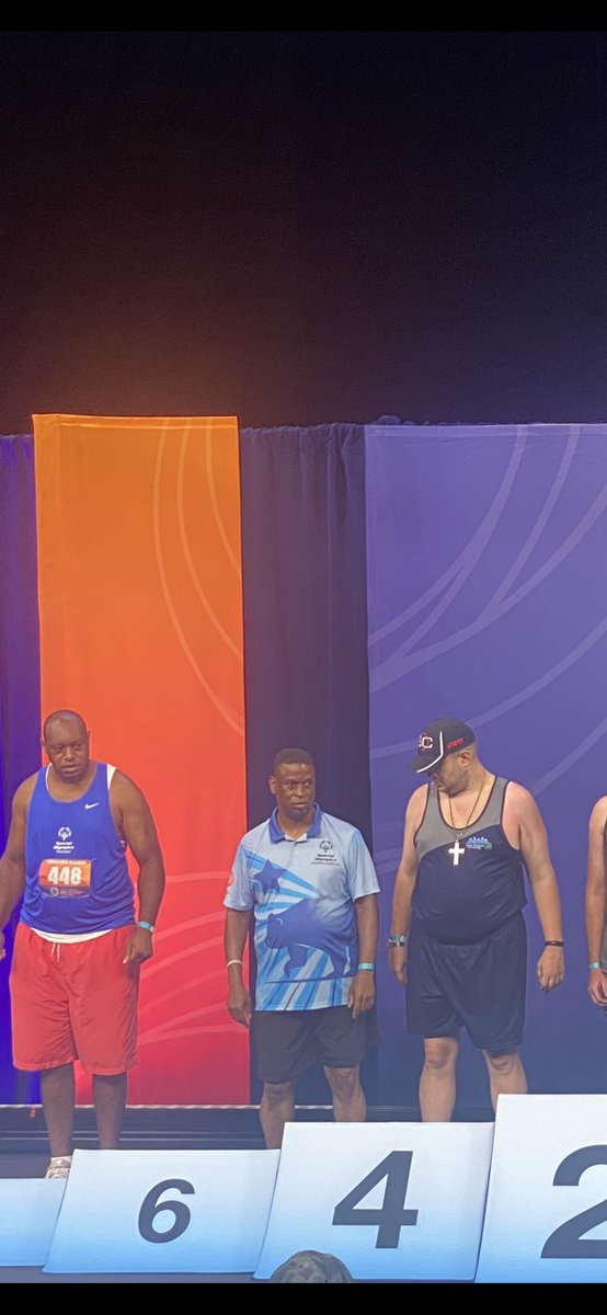 THHSUnified's tweet image. Incredibly proud of our @SOSoCal Track team. Tim, Tyrone, Jason, and Corey ran their hearts out this week. It’s been an honor competing and training with them at the @2022USAGames. They inspire us.  They make us better. They are extraordinary…and they can RUN! ❤️🤍💙