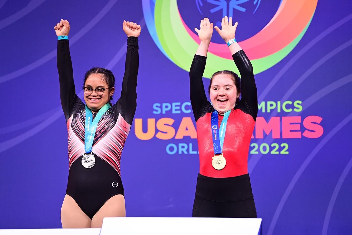 JulieFoudy's tweet photo. Look at the joy. This is how sports should be. Reminder to every young athlete, find what makes you smile. @2022USAGames are a much needed perspective for all of us. #SpecialOlympics 
📷: ESPN Images https://t.co/GyQ3b53dz4