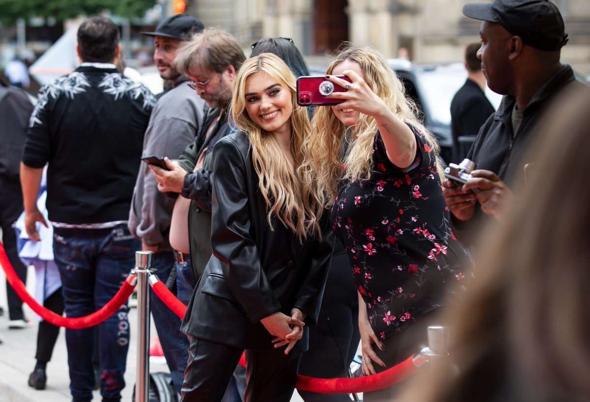 .@ImMegDonnelly from #TheWinchesters arrives on the #BellMediaUpfront red carpet. Visit @thelede_ca for more photos.