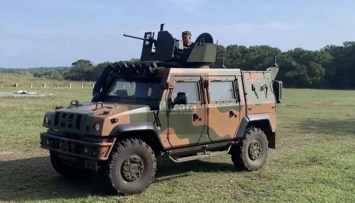 PucaraDefensa's tweet photo. El #LMV-BR del @exercitooficial con torre #Platt
@Parabelum @ABIMDE_ #exercitoBr #vbmt #vbr #caex #vehiculo @ivecobrasil #armoredvehicle @WEPlatt_Defence
https://t.co/aWOT889Grv https://t.co/I2KbmbAzQv
