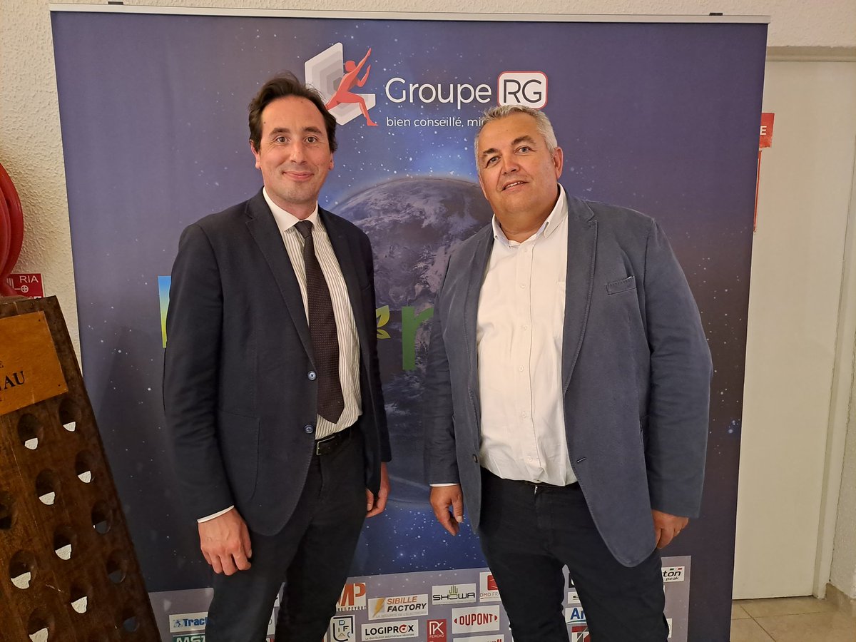 yannvelly's tweet photo. Cette journée des EPI innovants et RSE, organisée par le #GroupeRG, a permis de découvrir le concept #RGreen pour impulser et accompagner la transition progressive des métiers de la protection individuelle au travail vers un modèle plus responsable. Salon très réussi ! #sécurité https://t.co/zqBu9srBNM