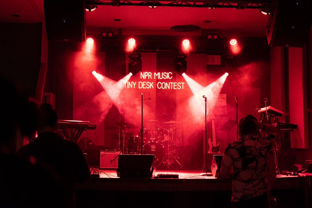 NPRextra's tweet image. #NPRLife ♥️ @nprmusic #TinyDeskContest