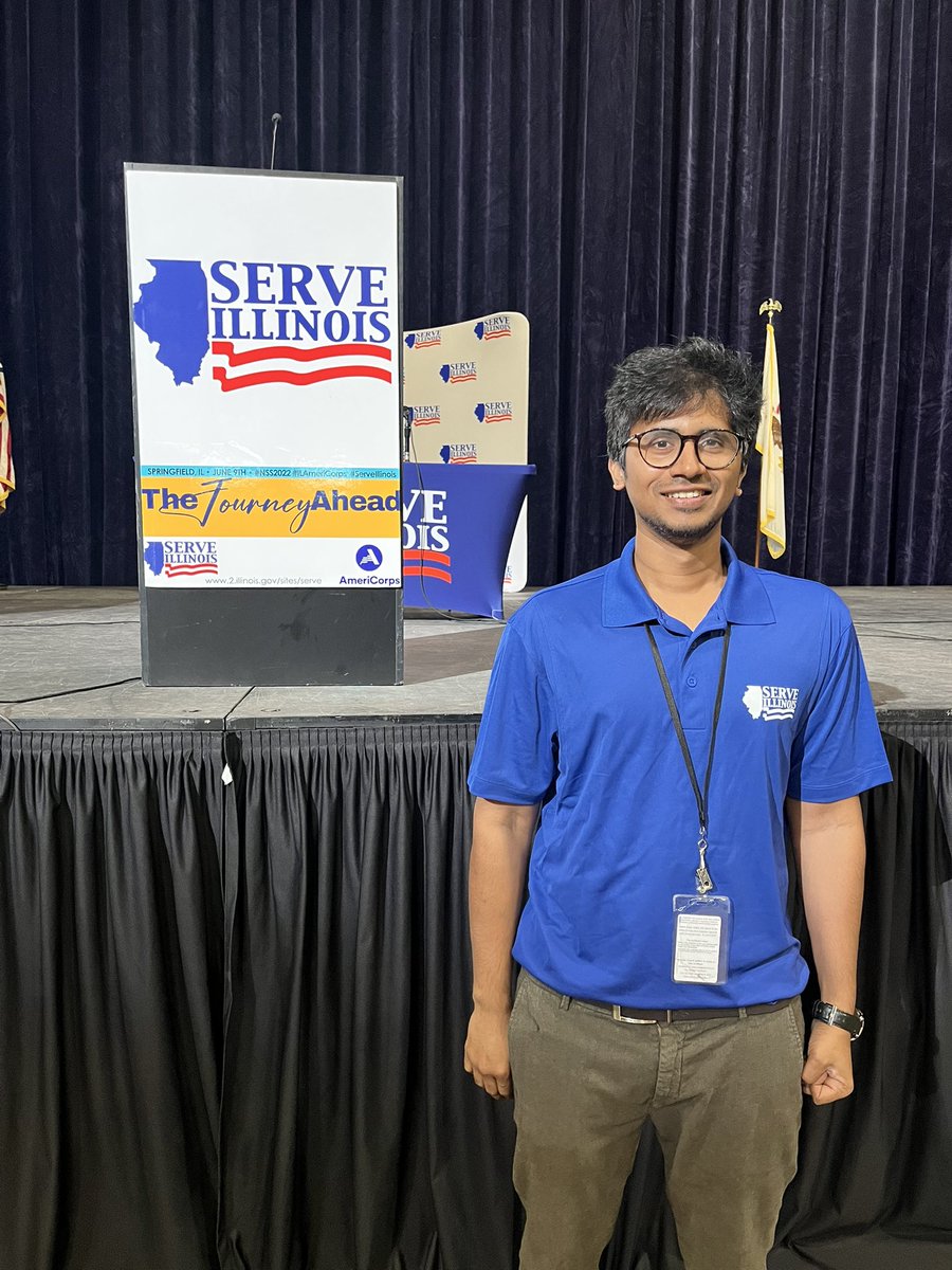 UISGPSI's tweet photo. Today Myra and OGIP GPSI Intern, Jocelyn Fluker, did some recruiting at the Serve Illinois Commission National Service Summit! They met a lot of great individuals and even ran into two GPSI Interns; Claire Starling and Ajay Cherukuvada! https://t.co/7MqoS4721W