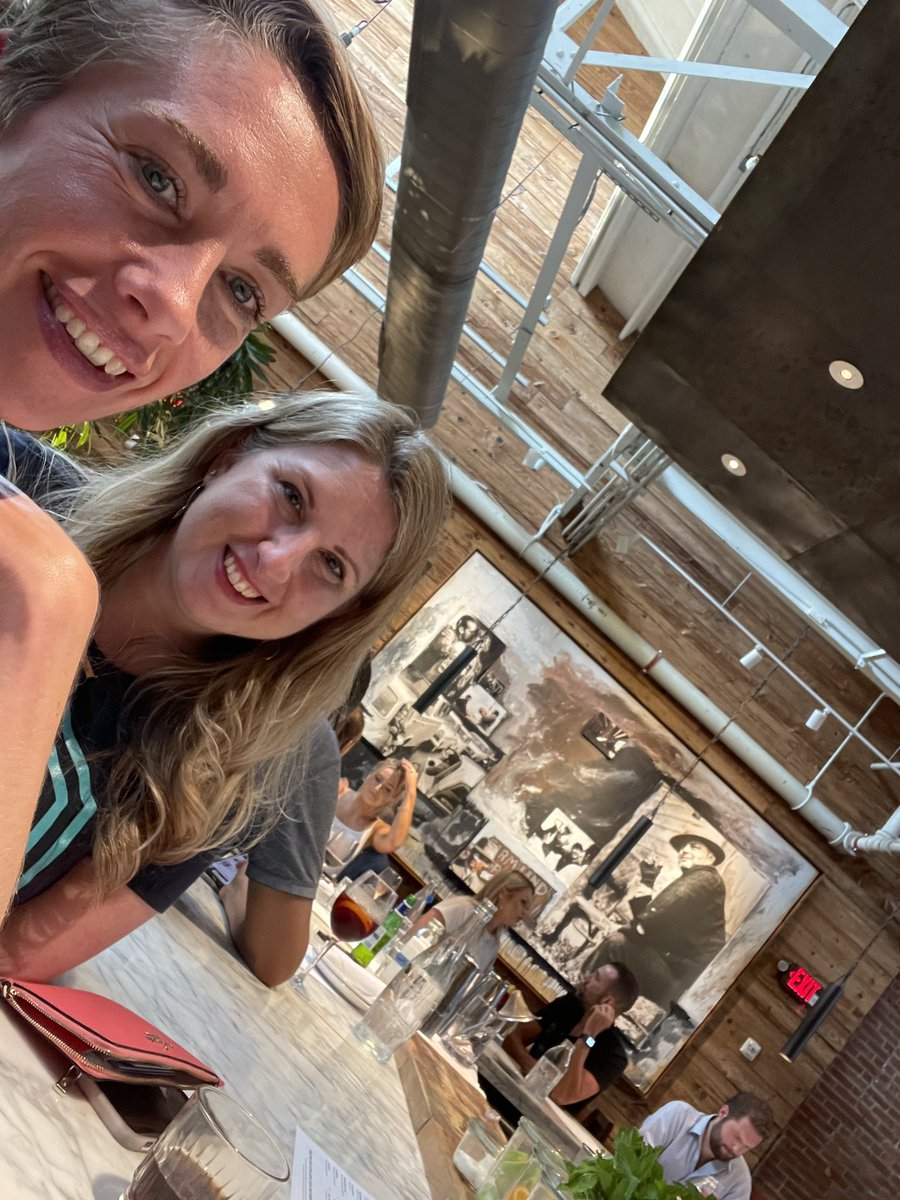 katestinchcombe's tweet image. I’ve been hanging out all week with this gem of a gal, @TouchStay’s one and only Queen of Guest Experience - @tyannmarcink. To reflect on a mega week at the #strwealthconference we snuck off to the ‘burbs for dinner to see another side of #Nashville