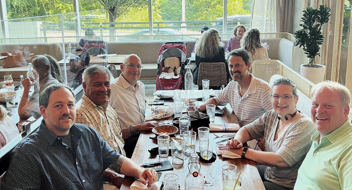 HighriseNet's tweet image. #Highrise members had a great evening at ATX Concina in downtown Austin this week for fun social gathering. It's nice to see people getting back together. Dawn M Price,​ MBA, PMP, Phillip Mandel, Philip Barquer, Jim Howicz, Marco Hanson, and our Chair, Matt Domo.