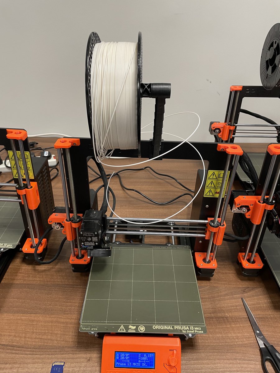 SafiaBarikzai's tweet image. Calibrating 3D Printers tonight in readiness for #PlayfulCoding
We’ve got a filament named after our @LSBU_ENG Dean Professor Asa Barber!
ASA filament (Acrylate Styrene Acrylonitrile), a thermoplastic that combines mechanical strength with flexibility & has a great finish 🤩