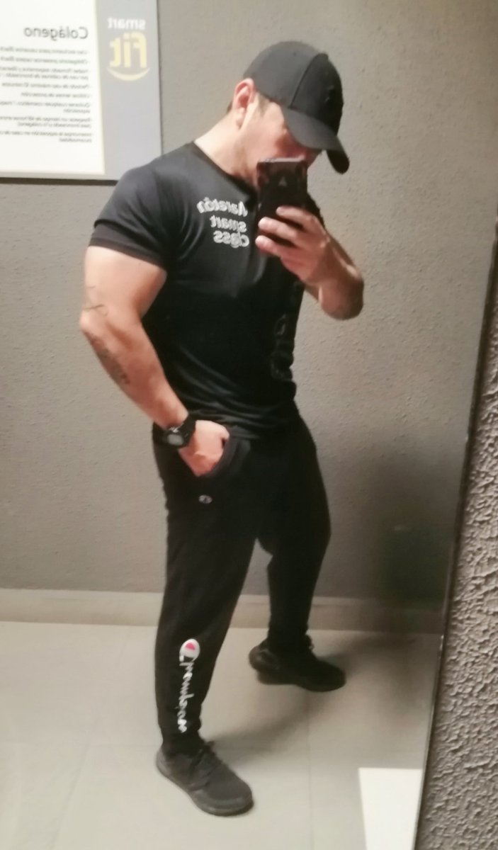 Ahí va el pollito con arroz 😈😈😈