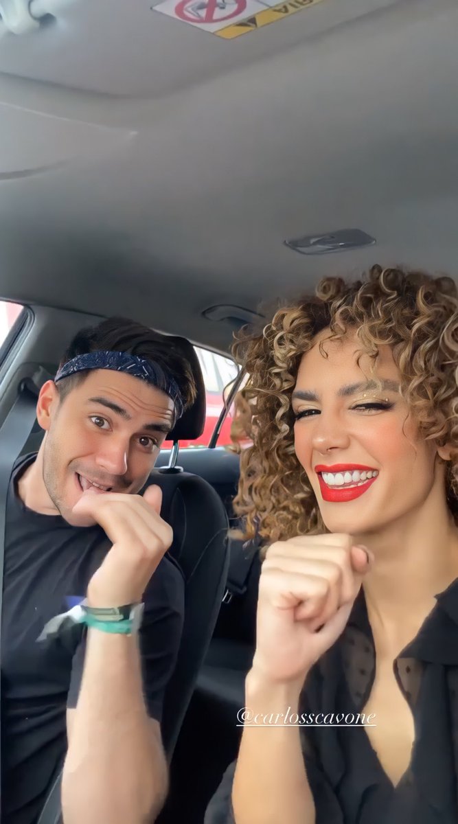 teammarefc's tweet photo. Estamos a 1 hora y media de que empiece el programa así que Con todo chicos!!! A mantener esa tendencia. Mare y Carlos están listos para darlo todo en la pista, ahora nos toca a nosotros apoyarlos mediante los votos y la tendencia 🥹🫶🏻#MareEnTc https://t.co/I3xgz1KMQg