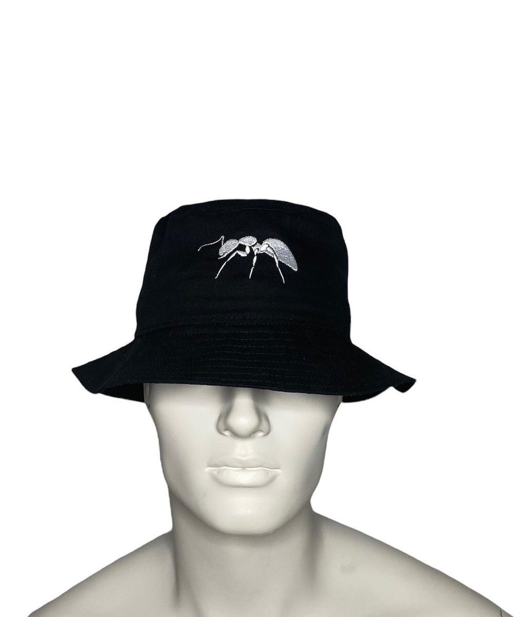 naldofilmmaker's tweet photo. Nou ka PRE ORDER .. MAYO .. KEPI .. CHAPO .. HOODIE .. Sou 
Website la kounya CHINWA ( Z ) 
https://t.co/txqTHdHBRw
🐜❤ https://t.co/ifZ73stJ7h