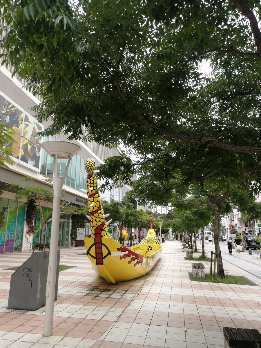 5567abc's tweet photo. 🌧️アメ雨🍬くもり☔…🌈観たい。 https://t.co/EKhCaGCxGz