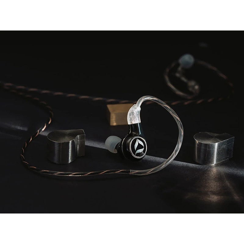 FUJIYAAVIC's tweet photo. 【入荷しました!】😃
✅「DITA AUDIO Perpetua」
DITAの2021年ドリームクラス、フラッグシップ製品でDITA10周年を記念したイヤホン
⏬本日(6月10日)より発売となりました✨
https://t.co/4bEcvY5nei
#DITAAUDIO #フジヤエービック https://t.co/uCiALJMdMe