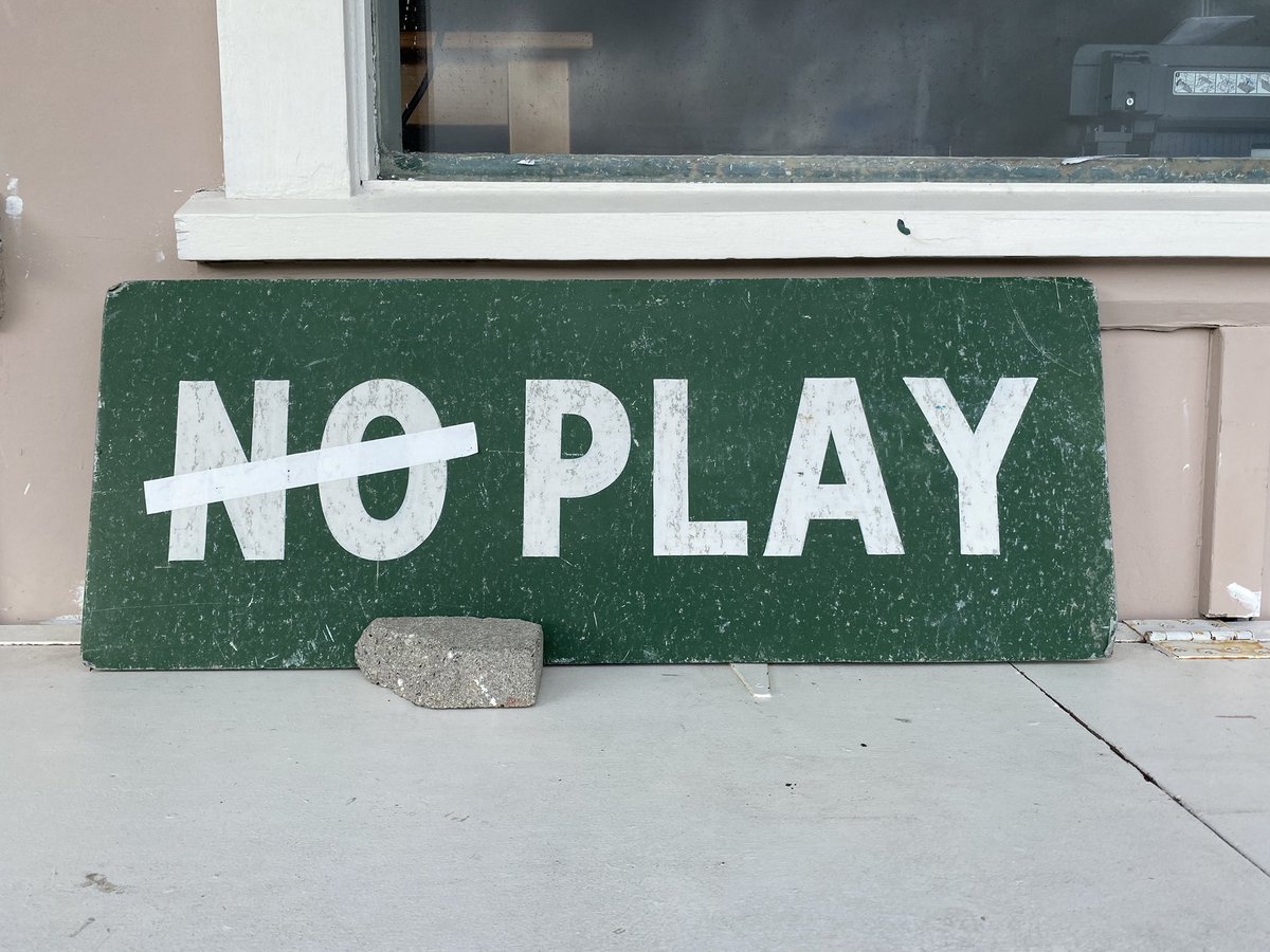 AKeenReader's tweet image. Am now reading Murris (2021) and thinking about the ‘childish / child-like’ notion of play.
#nerdlyf 
Cc @nikkifairchild2