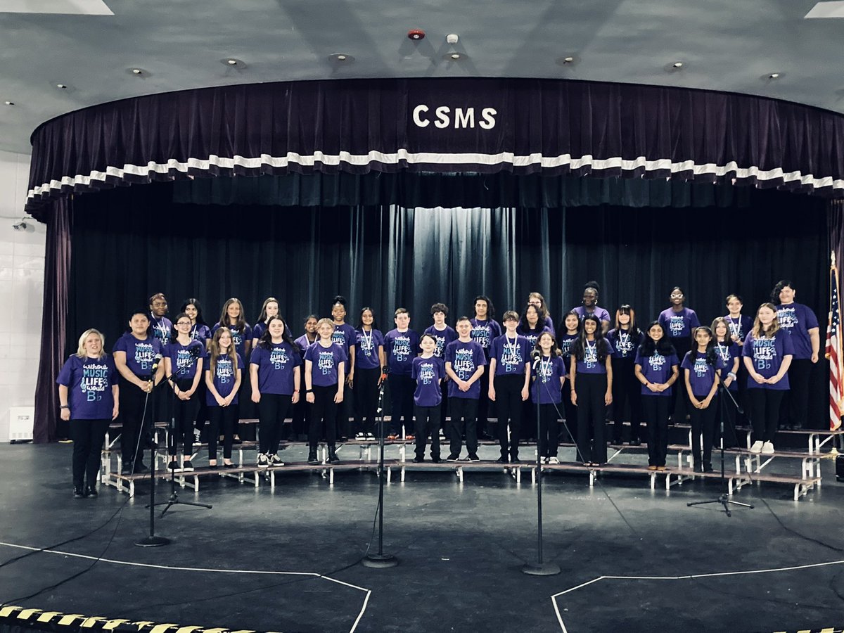 Tonight’s spring choir concert featured the music from Lin-Manuel Miranda. Bravo to Mrs. Moscariello and her students on a terrific performance. #sandburgstrong