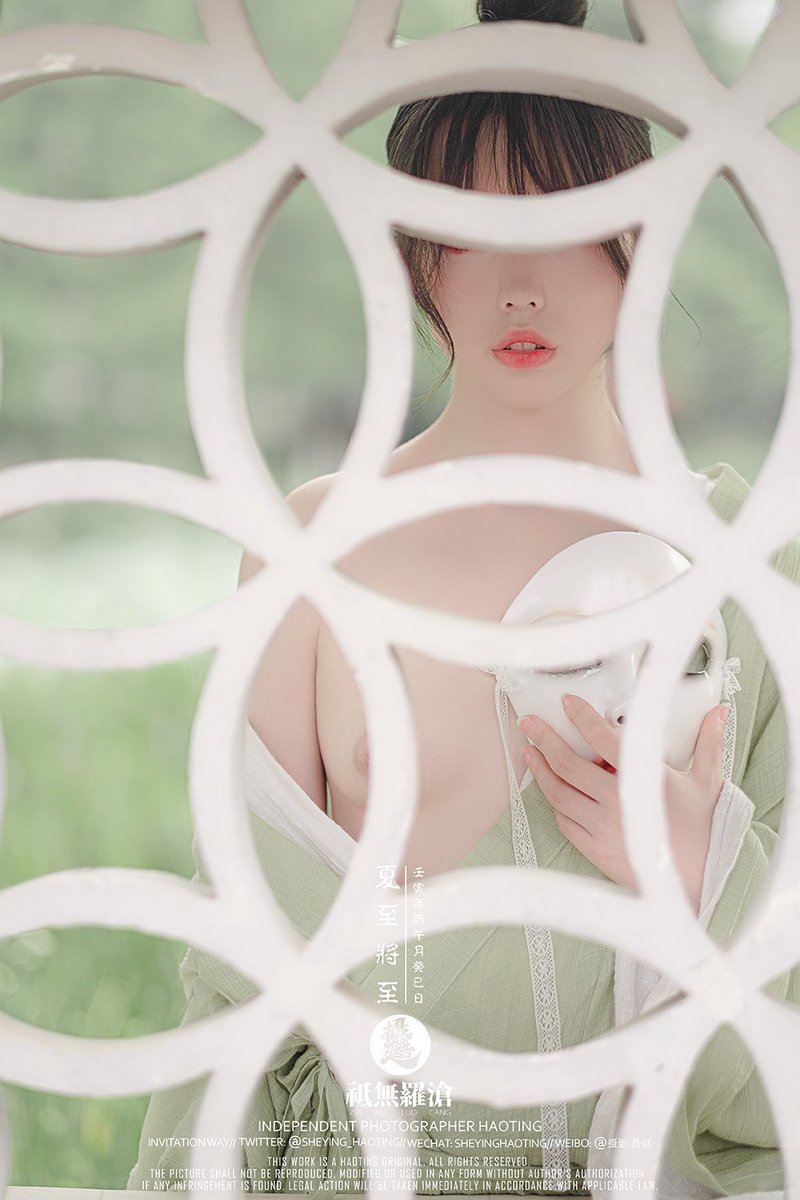 祗無羅滄/玉簪绿 宴流霞

万斛浓香山麝馥
随风吹落到君家

#约拍 #人体艺术 
#独立摄影 #情绪 
#人体摄影 #露出命令 
#HAOTING 
@Fengsiyuan https://t.co/PvmYCTOgCG