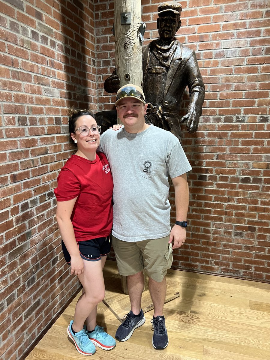 Brother Matt Bogdanski, #IBEW Local 8, and his wife Brook.